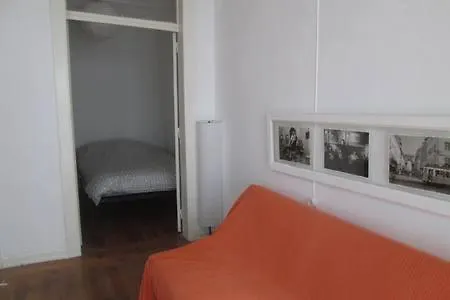 Center Simple Charming *